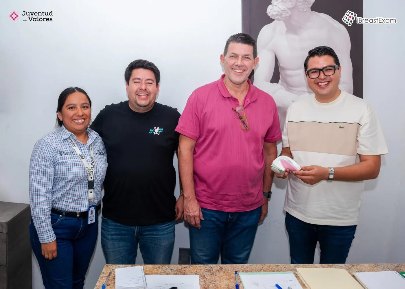 Equipo y colaboradores de un proyecto comunitario